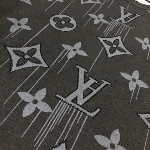 2022新作 プリントパーカ 人気ブランド ルイ ヴィトン LOUIS VUITTON プルオーバーパーカー ルイ ヴィトンスーパーコピー  ジップパーカー 存在感のある