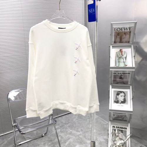 2022新作 2色可選 ハリのある ルイ ヴィトン プルオーバーパーカー 刺繍加工 LOUIS VUITTON 楽に着用出来る サイズ豊富 ルイ ヴィトンブランド 偽物 通販