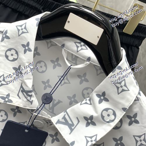  ルイ ヴィトン LOUIS VUITTON     堪能できるコート    ★安心★追跡付     プリント柄   2021春夏       LOUIS VUITTONブランド コピー