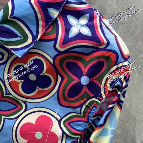 完売品！    ルイ ヴィトン LOUIS VUITTON       満足できるコート    2021春夏       LOUIS VUITTONブランド コピー 