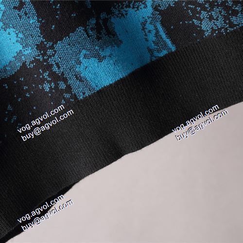 魅力ファッション LOUIS VUITTONコピー ブランド 2021秋冬 ルイ ヴィトン LOUIS VUITTON ロゴパーカー 派手