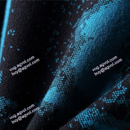 魅力ファッション LOUIS VUITTONコピー ブランド 2021秋冬 ルイ ヴィトン LOUIS VUITTON ロゴパーカー 派手