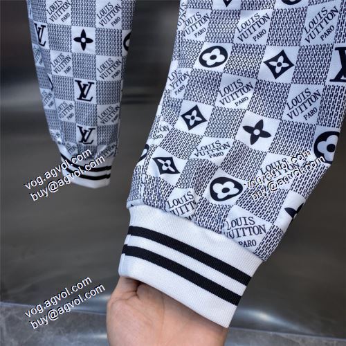 2021秋冬 ルイ ヴィトン LOUIS VUITTON ボンディングコート 楽に着用出来る 超目玉 LOUIS VUITTONブランドコピー