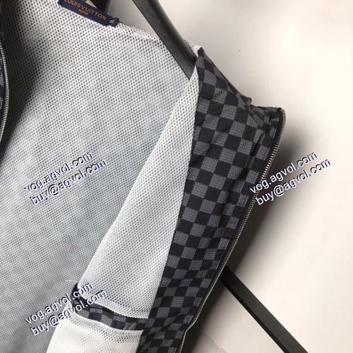 シンプルなデザイン おすすめ/オススメ 2021秋冬 ルイ ヴィトン LOUIS VUITTON フード付きコート 2色可選 セール中 ルイ ヴィトン偽物ブランド