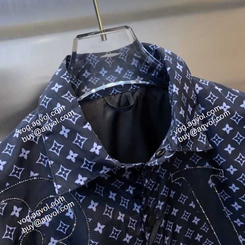 テーラードジャケット 2021秋冬 ルイ ヴィトン LOUIS VUITTON 艶やかなコート 数に限りがある LOUIS VUITTONブランド コピー