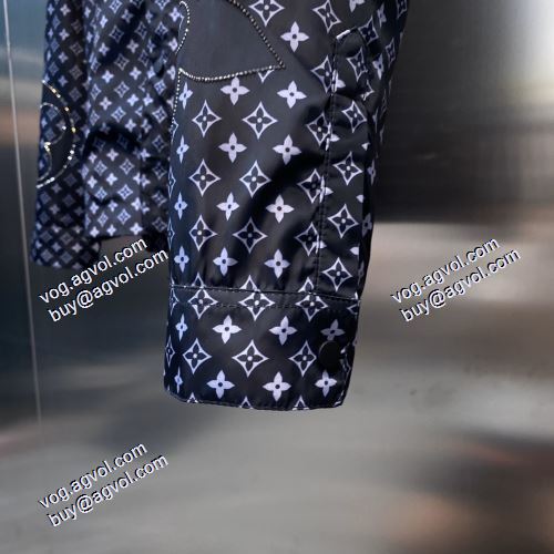 テーラードジャケット 2021秋冬 ルイ ヴィトン LOUIS VUITTON 艶やかなコート 数に限りがある LOUIS VUITTONブランド コピー