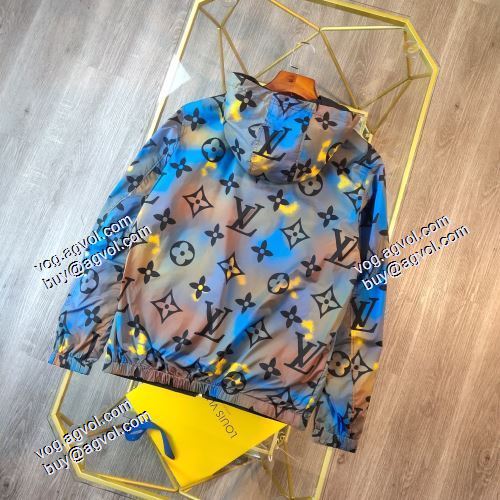 リバーシブル?ジャンパー 2021秋冬 ルイ ヴィトン LOUIS VUITTON リバーシブル仕様 希少価値大！ルイ ヴィトンブランド コピー