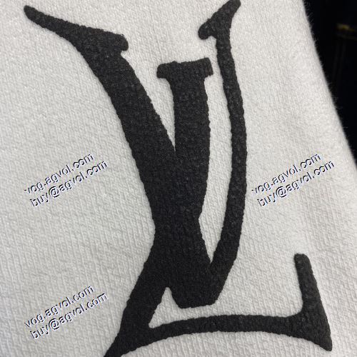 ルームウェア 程よい厚み 上品上質 ルイ ヴィトンスーパーコピー  2021秋冬 ルイ ヴィトン LOUIS VUITTON