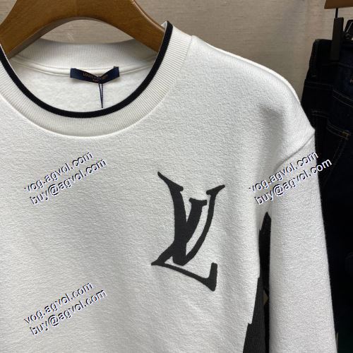 ルームウェア 程よい厚み 上品上質 ルイ ヴィトンスーパーコピー  2021秋冬 ルイ ヴィトン LOUIS VUITTON