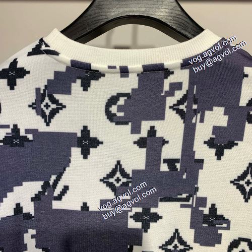 ルイ ヴィトン偽物ブランド 大好評 2021秋冬 ルイ ヴィトン LOUIS VUITTON プルオーバーパーカー 総柄