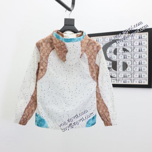 ジャケット 帽子付き ルイ ヴィトンコピーブランド 2021秋冬 ルイ ヴィトン LOUIS VUITTON ファション性の高い