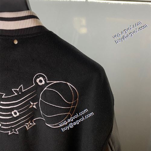ルイ ヴィトンコピー 2021秋冬 ルイ ヴィトン LOUIS VUITTON 大絶賛の履き心地! ジャケット 防寒機能ある