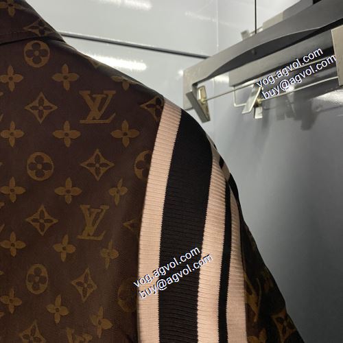 先行販売 ルイ ヴィトンブランドコピー 2021秋冬 ルイ ヴィトン LOUIS VUITTON ブルゾン 艶やかなコート