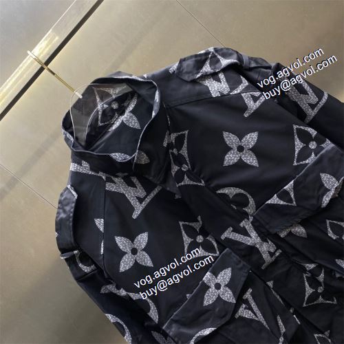 2021秋冬 ルイ ヴィトン LOUIS VUITTON ルイ ヴィトンコピー 個性的 セットアップ上下 2色可選 大花プリント