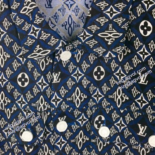 人気商品登場 2021秋冬 ルイ ヴィトン LOUIS VUITTON ルイ ヴィトンブランド コピー ベスト 高級感漂わせる