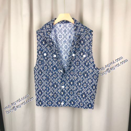 人気商品登場 2021秋冬 ルイ ヴィトン LOUIS VUITTON ルイ ヴィトンブランド コピー ベスト 高級感漂わせる