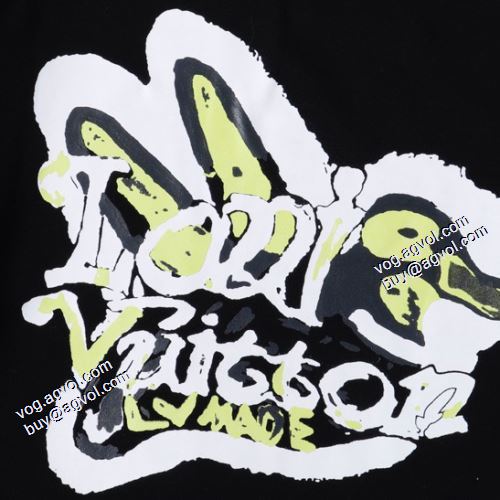2色可選 ルイ ヴィトンスーパーコピー 2021秋冬 ルイ ヴィトン LOUIS VUITTON 人気新品★超特価★ プルオーバーパーカー 英字