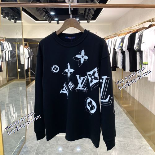 幅広いジャンル 2色可選 ルイ ヴィトンブランド コピー 2021秋冬 ルイ ヴィトン LOUIS VUITTON 存在感のある プルオーバーパーカー