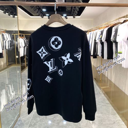 幅広いジャンル 2色可選 ルイ ヴィトンブランド コピー 2021秋冬 ルイ ヴィトン LOUIS VUITTON 存在感のある プルオーバーパーカー