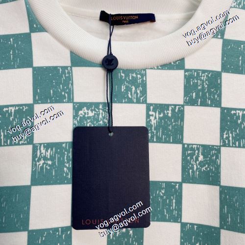 2021秋冬 ルイ ヴィトン LOUIS VUITTON もっとも高い人気を誇る ルイ ヴィトンブランド 偽物 通販 プルオーバーパーカー シンプルなデザイン 上質
