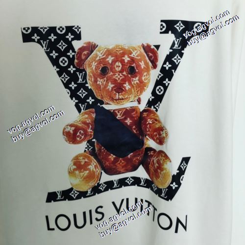 ルイ ヴィトンコピー 秋の定番 2021秋冬 ルイ ヴィトン LOUIS VUITTON 2色可選 プルオーバーパーカー プリントパーカ おしゃれさ抜群パーカ