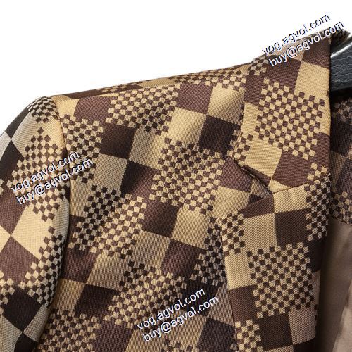 2021秋冬 ルイ ヴィトンコピーブランド ルイ ヴィトン LOUIS VUITTON 風合いの出る 売れ筋のいい ジャケット 2色可選 堪能できるコート