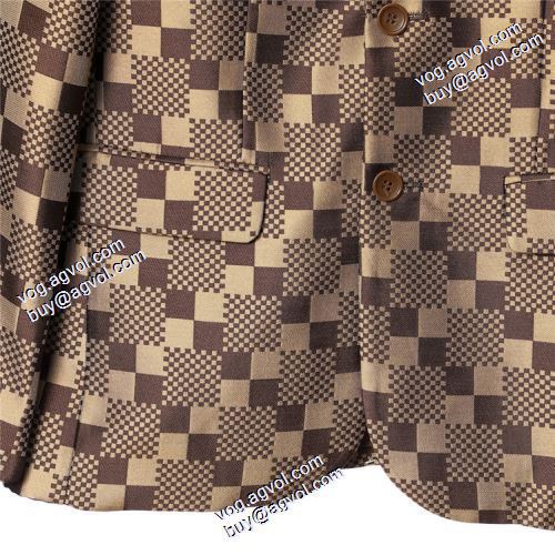 2021秋冬 ルイ ヴィトンコピーブランド ルイ ヴィトン LOUIS VUITTON 風合いの出る 売れ筋のいい ジャケット 2色可選 堪能できるコート