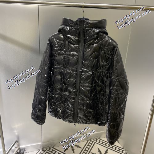 2021秋冬 ルイ ヴィトン LOUIS VUITTON ルイ ヴィトンブランド コピー 長く愛用できる 綿入れ 光沢のある フードづき