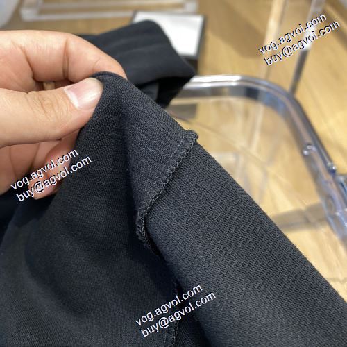 2色可選 2021秋冬 ルイ ヴィトン LOUIS VUITTON ファション性の高い ルイ ヴィトンブランド 偽物 通販 パーカー シンプルなデザイン ロゴパーカー
