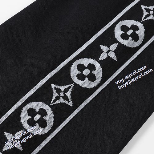 2021秋冬 ルイ ヴィトン LOUIS VUITTON セットアップ上下 オリジナルプリント 秋の定番 ルイ ヴィトンブランド コピー 最安値に挑戦