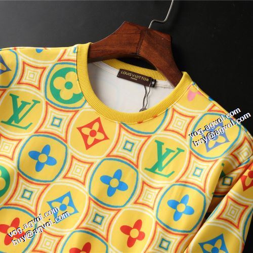 プルオーバーパーカー 2021秋冬 ルイ ヴィトン LOUIS VUITTON 個性的 ルイ ヴィトンスーパーコピー 激安 3色可選 プリントパーカ おしゃれさ抜群パーカ