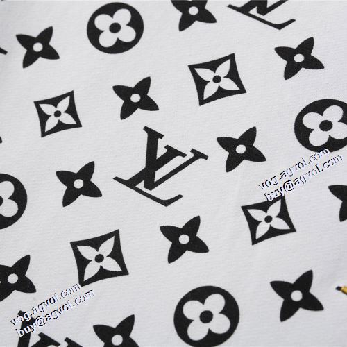 ルイ ヴィトンスーパーコピー 3色可選 アウトドア系 高級感ある 2021秋冬 ルイ ヴィトン LOUIS VUITTON プルオーバーパーカー プリントパーカ