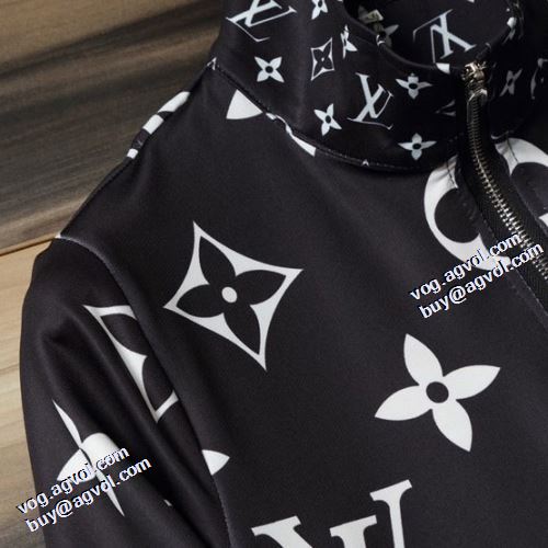 セットアップ上下 プリント柄 2021秋冬 ルイ ヴィトン LOUIS VUITTON 防寒機能ある ルイ ヴィトンスーパーコピー 激安 選べる極上