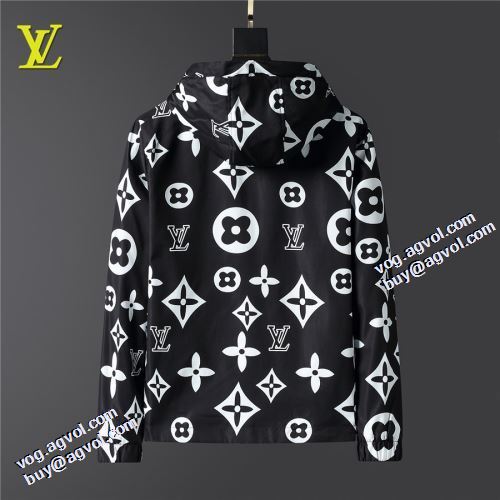 2021秋冬 極上の着心地 ルイ ヴィトンブランドスーパーコピー ルイ ヴィトン LOUIS VUITTON ジャケット ブルゾン ちょうどいい丈感 プリント柄 フード付きコート ポケット付