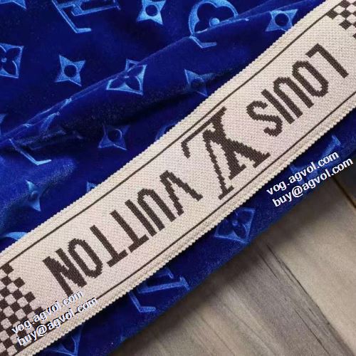 ジンシロン セット コスパ最高のプライス 4色可選 高級感漂わせる 2021秋冬 ルイ ヴィトン LOUIS VUITTON 適度な厚み 英字 ルイ ヴィトンブランド コピー