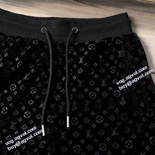 ジンシロン セット プリント柄 2021秋冬 ルイ ヴィトン LOUIS VUITTON 高級感漂わせる  セール中 ルイ ヴィトンコピー