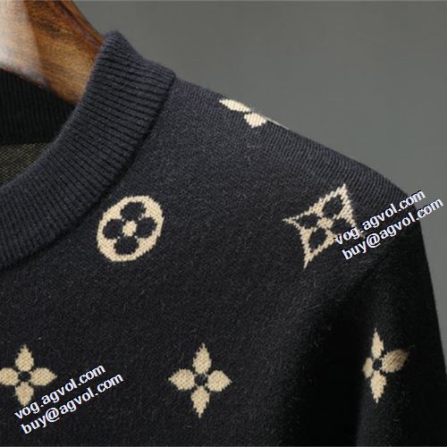 綺麗に決まるフォルム！2021秋冬 ルイ ヴィトン LOUIS VUITTON プリント柄 セーター 優美なファー使い ルイ ヴィトンブランドスーパーコピー
