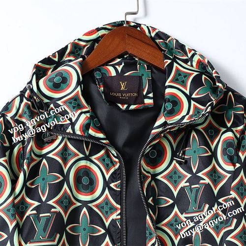 2021秋冬 ルイ ヴィトン LOUIS VUITTON ブルゾン ジャケット プリント柄 今買い◎得 ルイ ヴィトンコピー 優しい色合い こだわりのコート