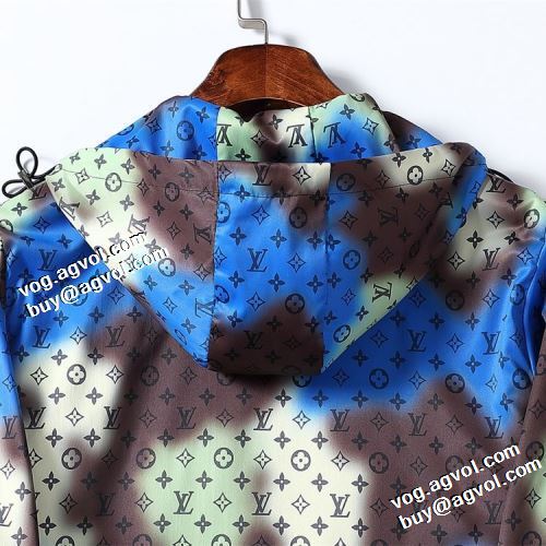 魅力ファッション 2021秋冬 ジャケット ブルゾン フード付きコート ルイ ヴィトン LOUIS VUITTON ルイ ヴィトンコピー ブランド 高級感漂わせる