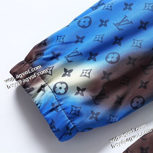 魅力ファッション 2021秋冬 ジャケット ブルゾン フード付きコート ルイ ヴィトン LOUIS VUITTON ルイ ヴィトンコピー ブランド 高級感漂わせる