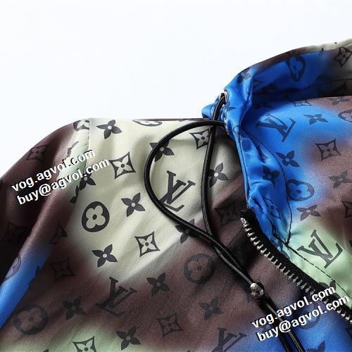 魅力ファッション 2021秋冬 ジャケット ブルゾン フード付きコート ルイ ヴィトン LOUIS VUITTON ルイ ヴィトンコピー ブランド 高級感漂わせる