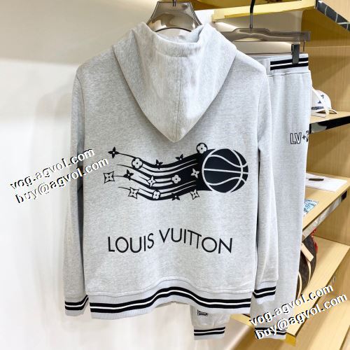 2021秋冬 ルイ ヴィトンセットアップ上下 LOUIS VUITTON 適度な厚み ルイ ヴィトンブランドコピー 秋のお出かけに最適 個性的なデザ