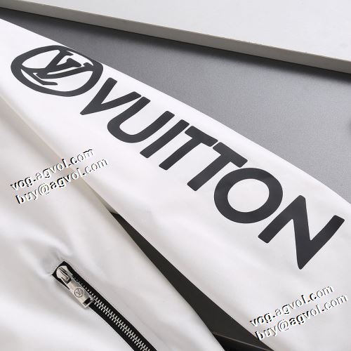 2色可選 ブルゾン ジャケット 2021秋冬 ルイ ヴィトン LOUIS VUITTON フード付きコート ルイ ヴィトン偽物ブランド しっかり暖かな感じ 海外セレブ愛用
