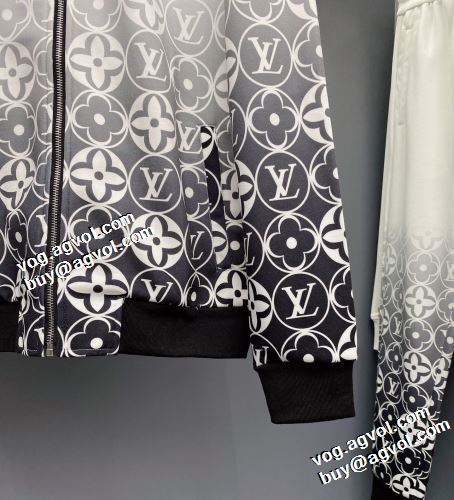 2022新作 ルイ ヴィトン LOUIS VUITTON セットアップ上下 プリントパーカ ルイ ヴィトンコピーブランド おしゃれさ抜群パーカ 先行販売