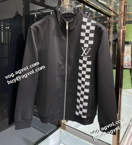 アウトドア系 スタイリッシュ ポップ ルイ ヴィトンコピー ブランド 2022新作 ルイ ヴィトン LOUIS VUITTON セットアップ上下 程よい厚み