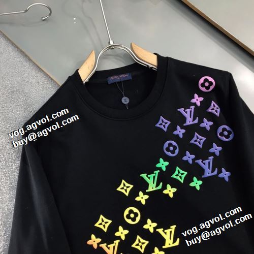 2022新作 ルイ ヴィトンスーパーコピー ファッション 人気 リブ付 ルイ ヴィトン LOUIS VUITTON プルオーバーパーカー 程よい厚み オシャレロゴパーカー