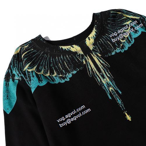 2021秋冬 風合いの出る マルセロバーロン Marcelo Burlon プルオーバーパーカー 数に限りがある マルセロバーロンブランド 偽物 通販 適度な厚み