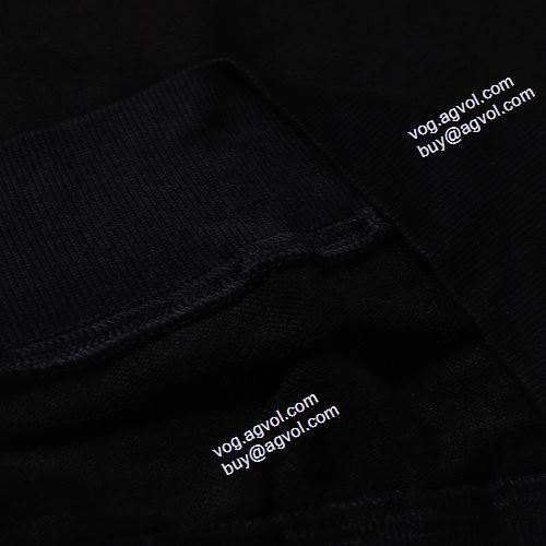 2021秋冬 風合いの出る マルセロバーロン Marcelo Burlon プルオーバーパーカー 数に限りがある マルセロバーロンブランド 偽物 通販 適度な厚み