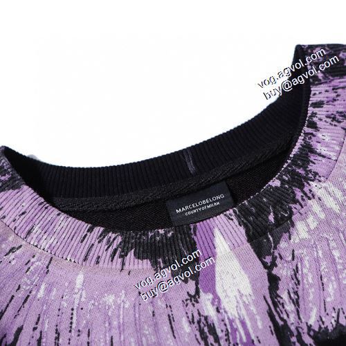 2021秋冬 マルセロバーロン偽物ブランド 程よい厚み 逸品 マルセロバーロン Marcelo Burlon プルオーバーパーカー 個性的なデザ