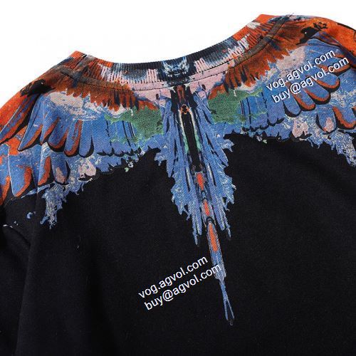 着心地抜群 2021秋冬 ロゴパーカー マルセロバーロン スーパーコピー Marcelo Burlon プルオーバーパーカー